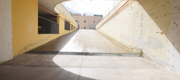 131m² Commercial property in Sassari, Italy No. 119773 2