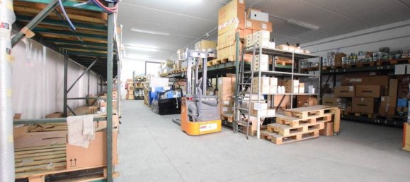 131m² Commercial property in Sassari, Italy No. 119773 10