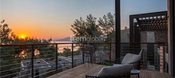 Villa 1+2 à Bodrum, Turkey No. 7702 2
