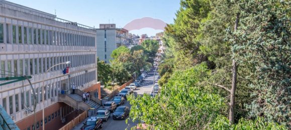 Apartamento de 3 dormitorios en Ragusa, Italy No. 380116 30