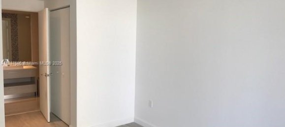 1 Schlafzimmer Gewerbliche Immobilien in Miami, USA, Nr. 614207 3