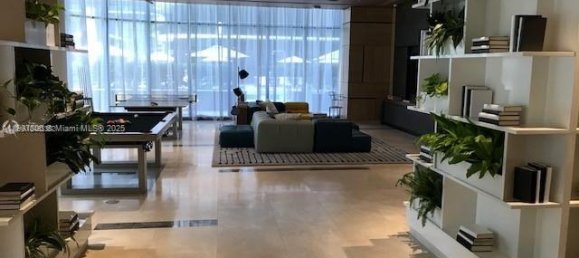 1 Schlafzimmer Gewerbliche Immobilien in Miami, USA, Nr. 614207 23