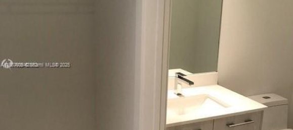 1 Schlafzimmer Gewerbliche Immobilien in Miami, USA, Nr. 614207 24