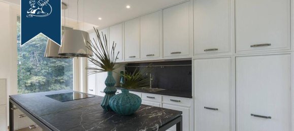 4 bedrooms Villa in Padenghe sul Garda, Italy No. 354898 21