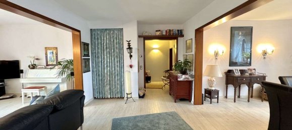 4 bedrooms Building in Essen, Germany No. 343842 11