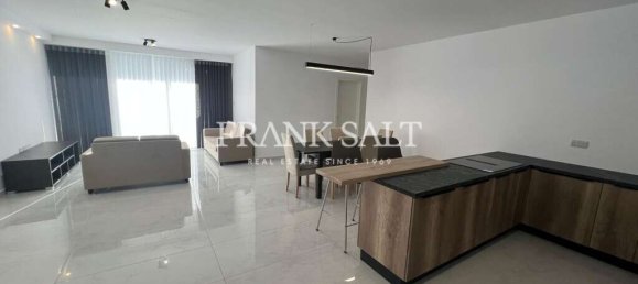 3 bedrooms Apartment in Attard, Malta No. 4829 2