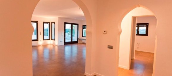 3 Schlafzimmer Villa in Moraira, Spain, Nr. 145989 7