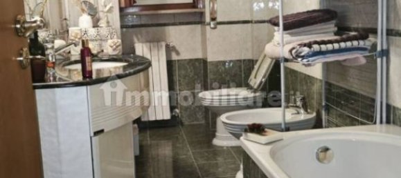 Apartamento de 3 dormitorios en Benevento, Italy No. 344564 15