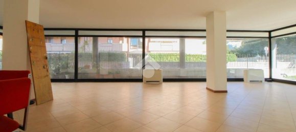 Коммерческая недвижимость 105м² в Курно, Италия № 377129 9