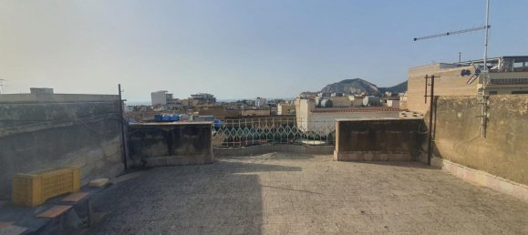 Квартира с 3 комнатами в Багерия, Италия № 125182 4