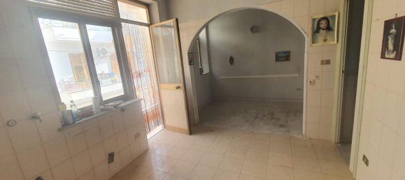 Квартира с 3 комнатами в Багерия, Италия № 125182 10