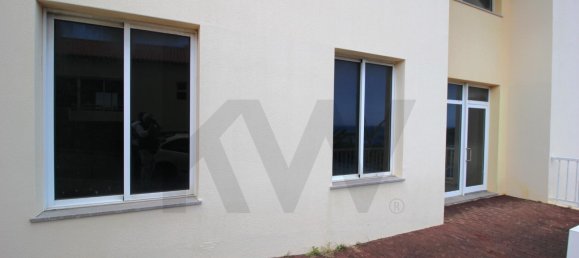 700m² Commercial property in Canico, Portugal No. 216954 40