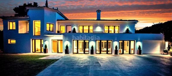 8 bedrooms Villa in Marbella, Spain No. 117820 26