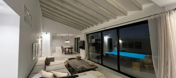 Villa de 4 dormitorios en Alicante, Spain No. 70806 4