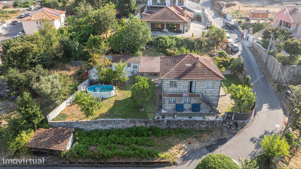 4 bedrooms House in Terras de Bouro, Portugal No. 269004