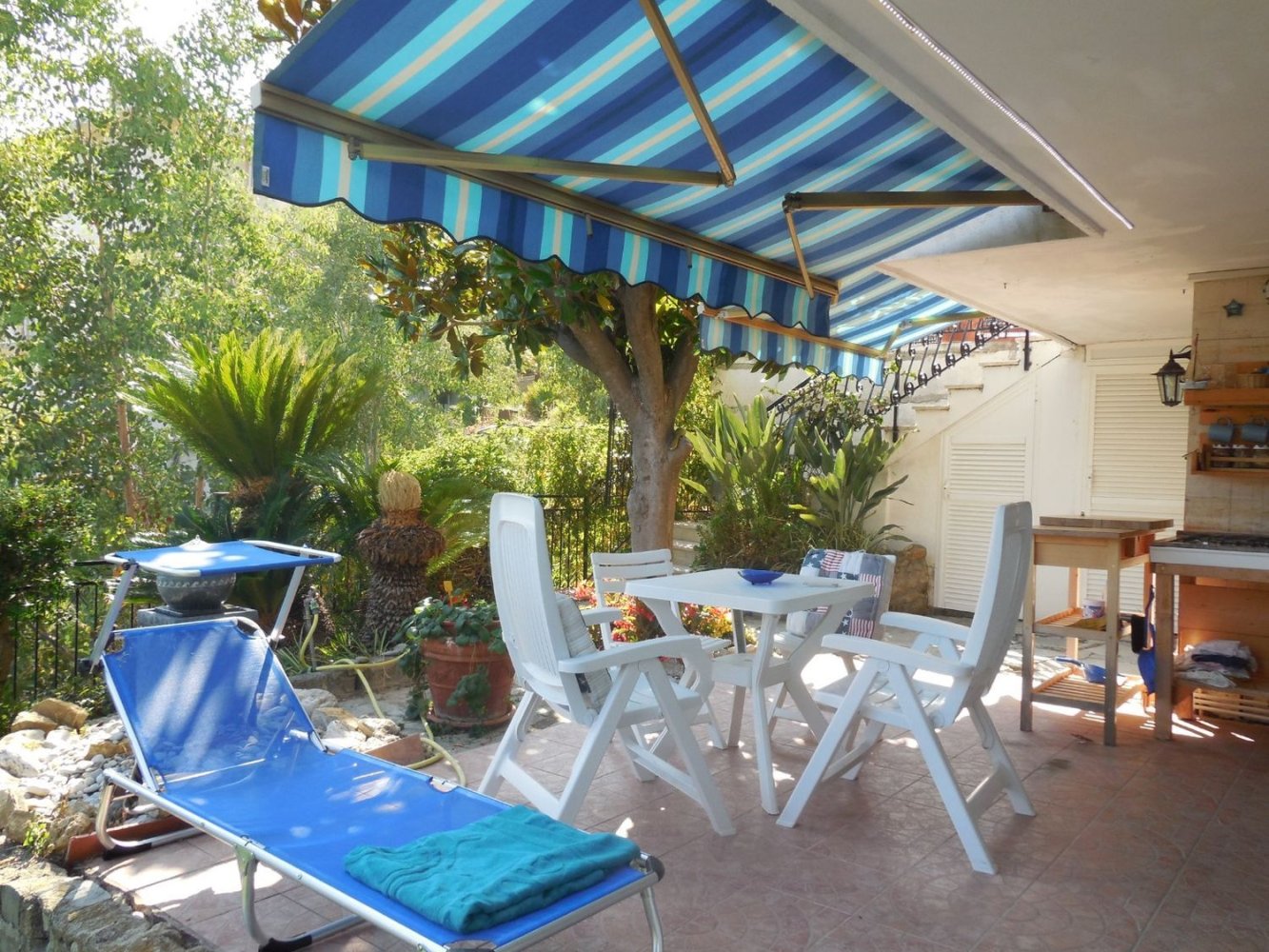 3 rooms Apartment in Bordighera, Italy No. 96300