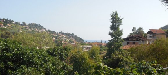 3 rooms Apartment in Bordighera, Italy No. 96300 4