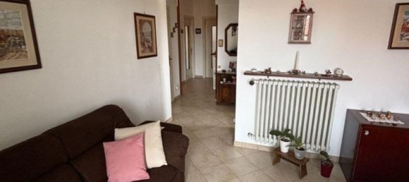 3 Schlafzimmer Wohnung in Trieste, Italy, Nr. 315935 7