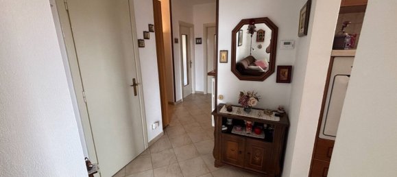3 Schlafzimmer Wohnung in Trieste, Italy, Nr. 315935 8