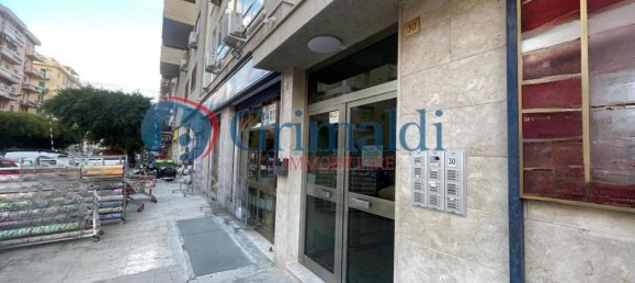 Bureau à Palermo, Italy 60m² No. 45557 3