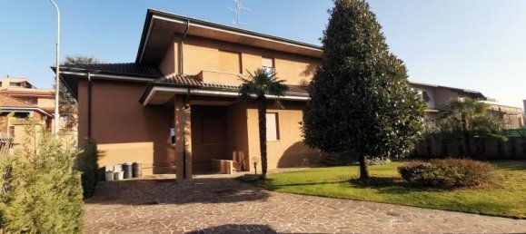 Villa de 6 habitaciónes en Cesano Maderno, Italy No. 237756 15