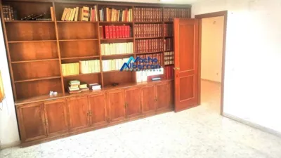 Escritório em Badajoz, Spain 110 m² N.º 156050