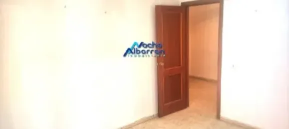 Офис 110м² в Бадахос, Испания № 156050 14