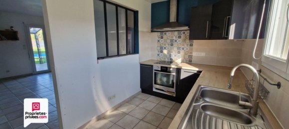 3 bedrooms House in Langon, France No. 355136 4