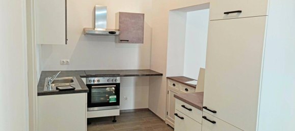 Apartamento de 2 habitaciónes en Bruck an der Leitha, Austria No. 215022 4