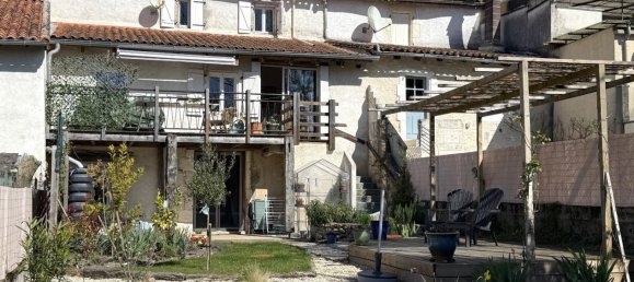 3 chambres Châteaux à Charente, France No. 98417 13