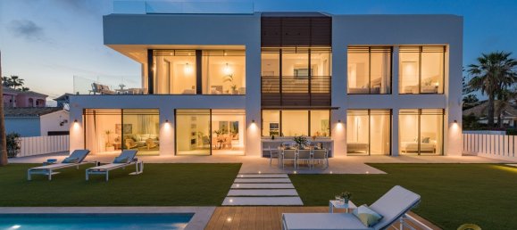 Villa de 5 dormitorios en Marbella, Spain No. 10007 10