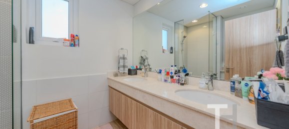 4 bedrooms Townhouse in Dubai Land, UAE No. 33272 12