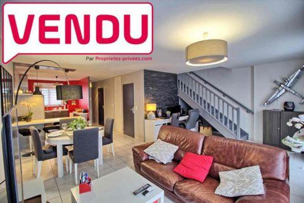 3 bedrooms House in Angers, France No. 27761