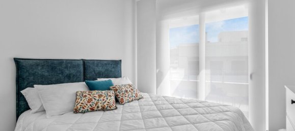 3 bedrooms Apartment in Alicante, Spain No. 176289 18