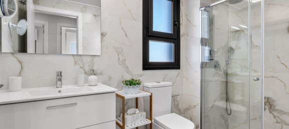 3 bedrooms Apartment in Alicante, Spain No. 176289 15