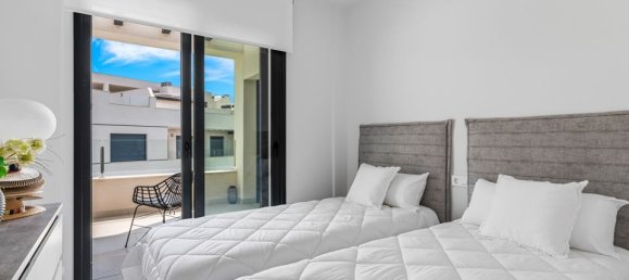 3 bedrooms Apartment in Alicante, Spain No. 176289 13