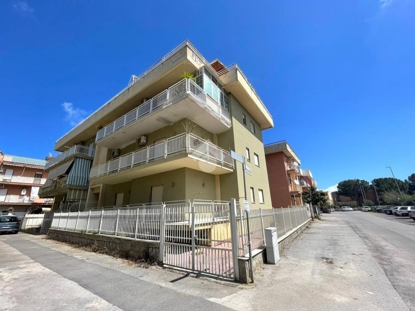 4غرفة شقة في Santa Flavia, Italy رقم 118036