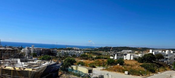 3 bedrooms Apartment in Estepona, Spain No. 143912 2