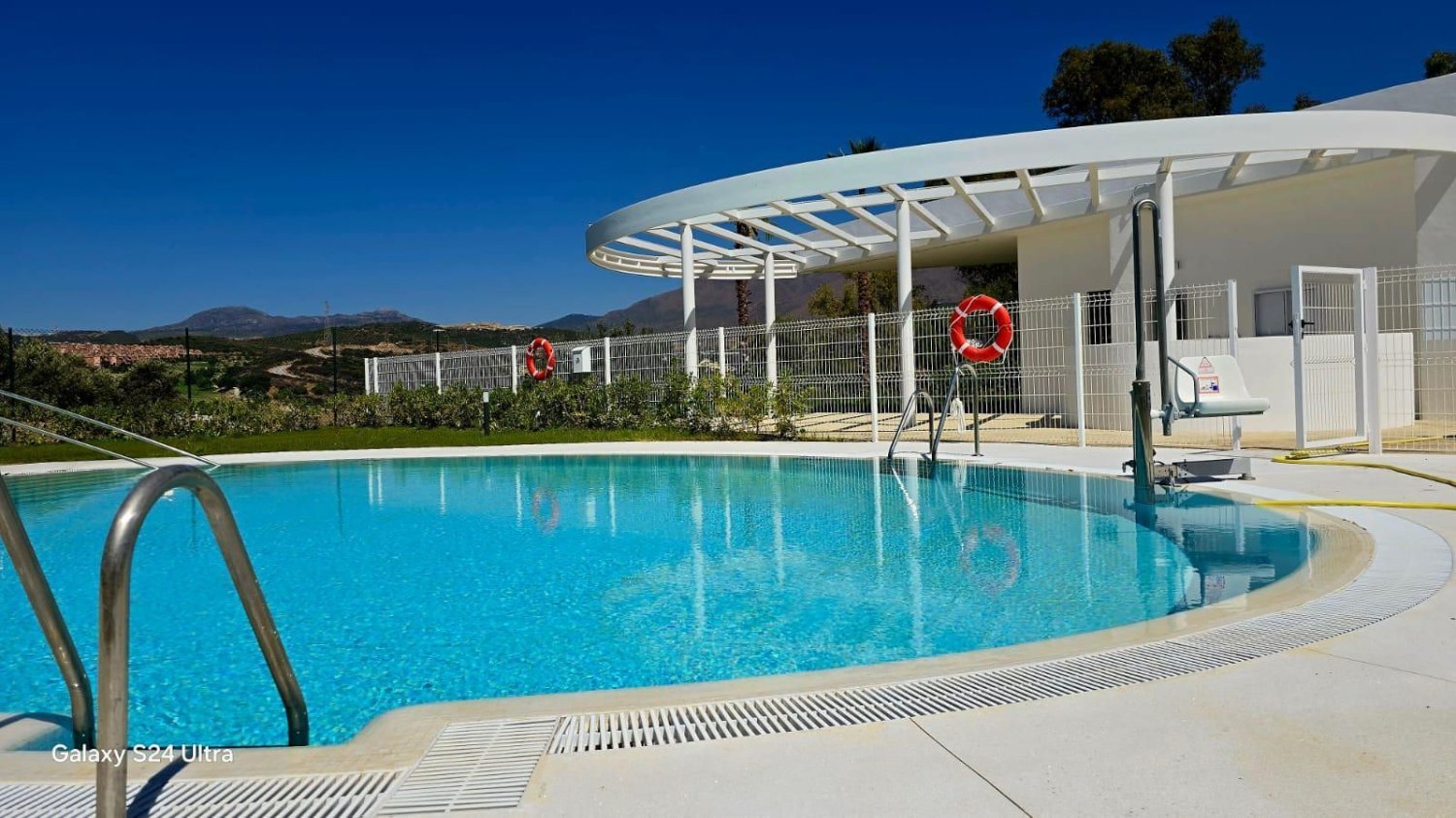 3 bedrooms Apartment in Estepona, Spain No. 143912