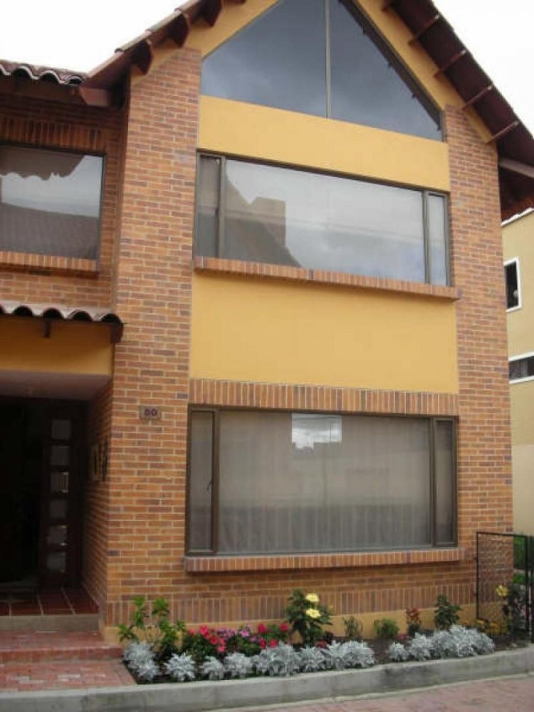 Casa T4 em Cundinamarca, Colombia N.º 1687