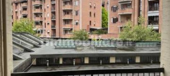 Квартира с 2 спальнями в Турин, Италия № 360588 5