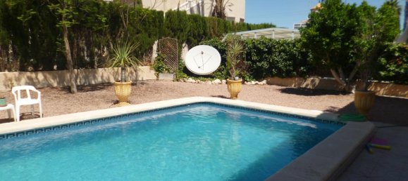 4 bedrooms Villa in La Murada, Spain No. 13572 13