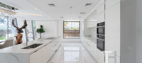 Villa de 6 dormitorios en Palm Jumeirah, UAE No. 94325 12