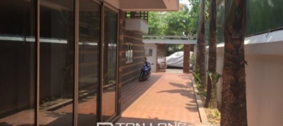 4 bedrooms Villa in Tay Ho, Vietnam No. 3200 2