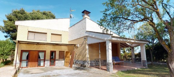 4 bedrooms House in Zaragoza, Spain No. 65167 3