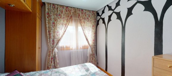 4 bedrooms House in Zaragoza, Spain No. 65167 32