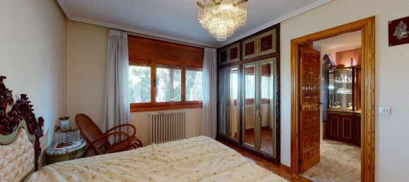 4 bedrooms House in Zaragoza, Spain No. 65167 28