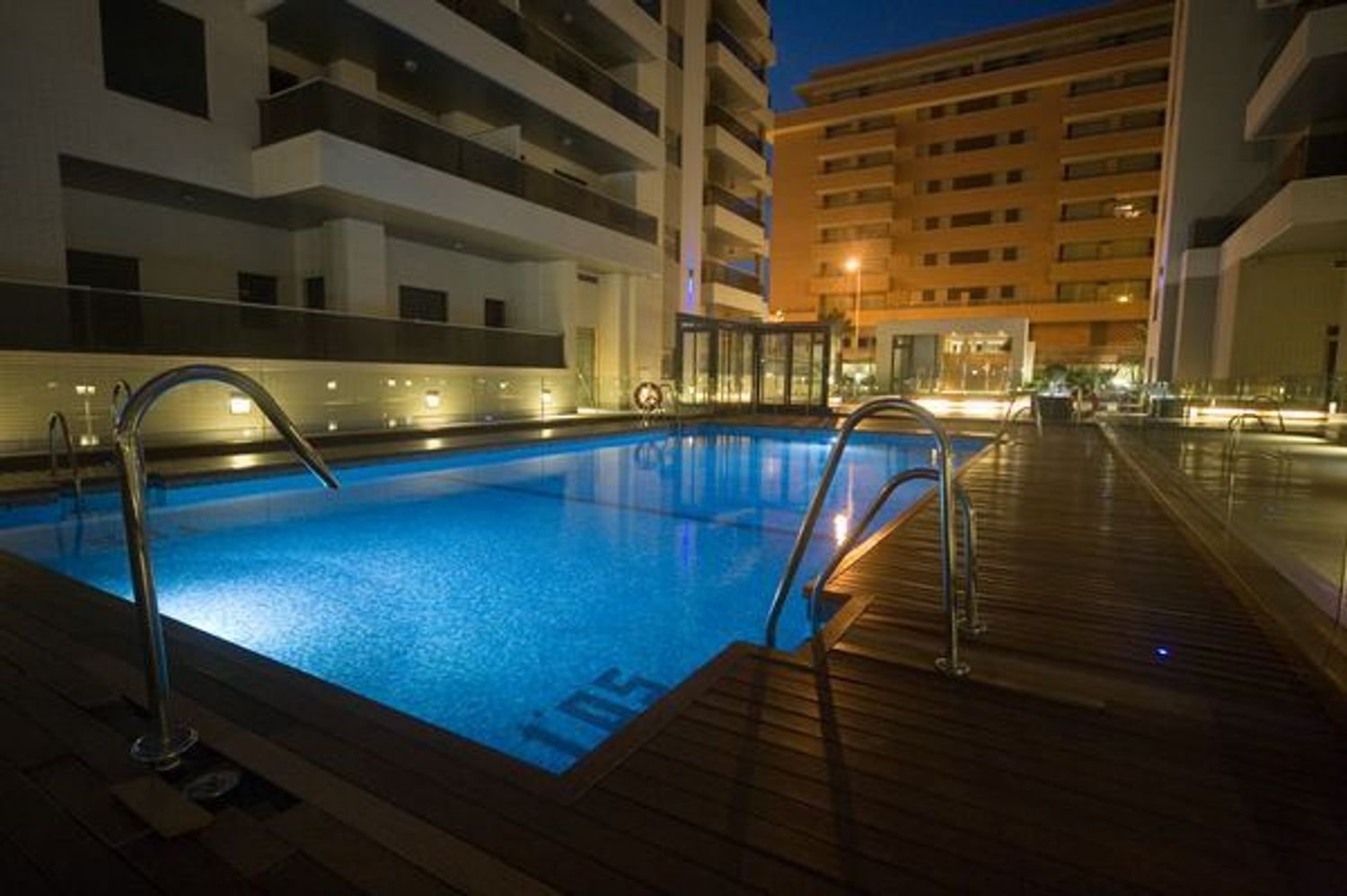 Apartamento de 2 dormitorios en Almería, Spain No. 153482