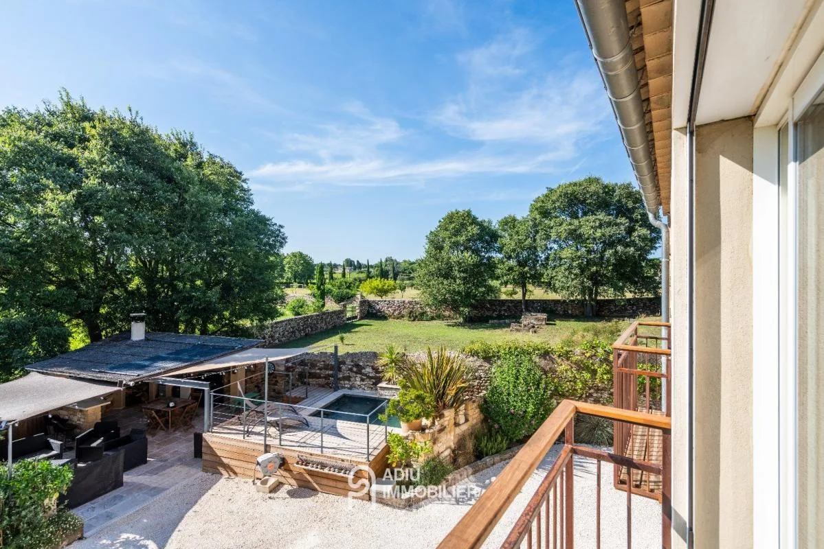 4 غرف نوم فيلا في Uzes, France رقم 350000