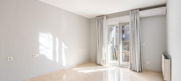 4 bedrooms Apartment in Fuengirola, Spain No. 183276 3